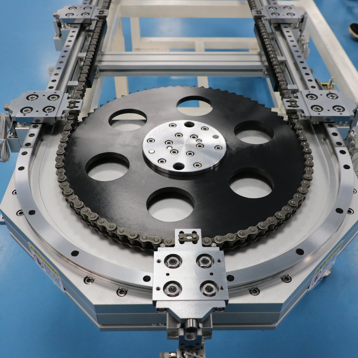 Ultra-thin embedded linear guide rails, circular guide rail conveyor lines, narrow box component assembly lines