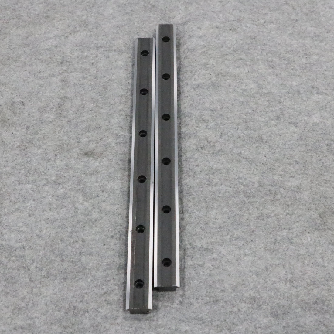 Anti-deviation guide linear guide, circular guide rail conveyor line, conveyor belt accessory assembly production equipment