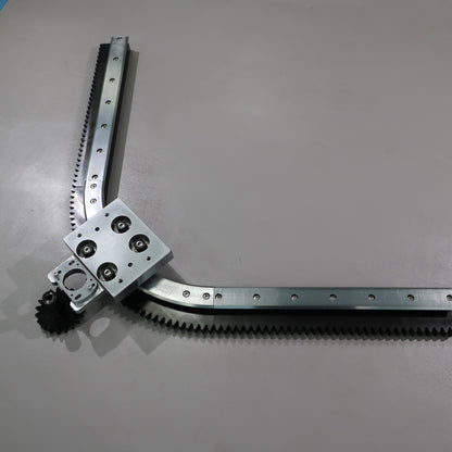 Inclined mounting adapter for linear guides, circular guide conveyor lines, and small appliance casing spraying production lines.