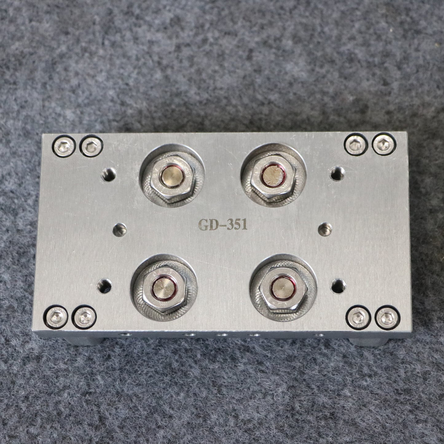 High-speed circulating linear guide, circular guide conveyor line, electronic chip packaging and testing line