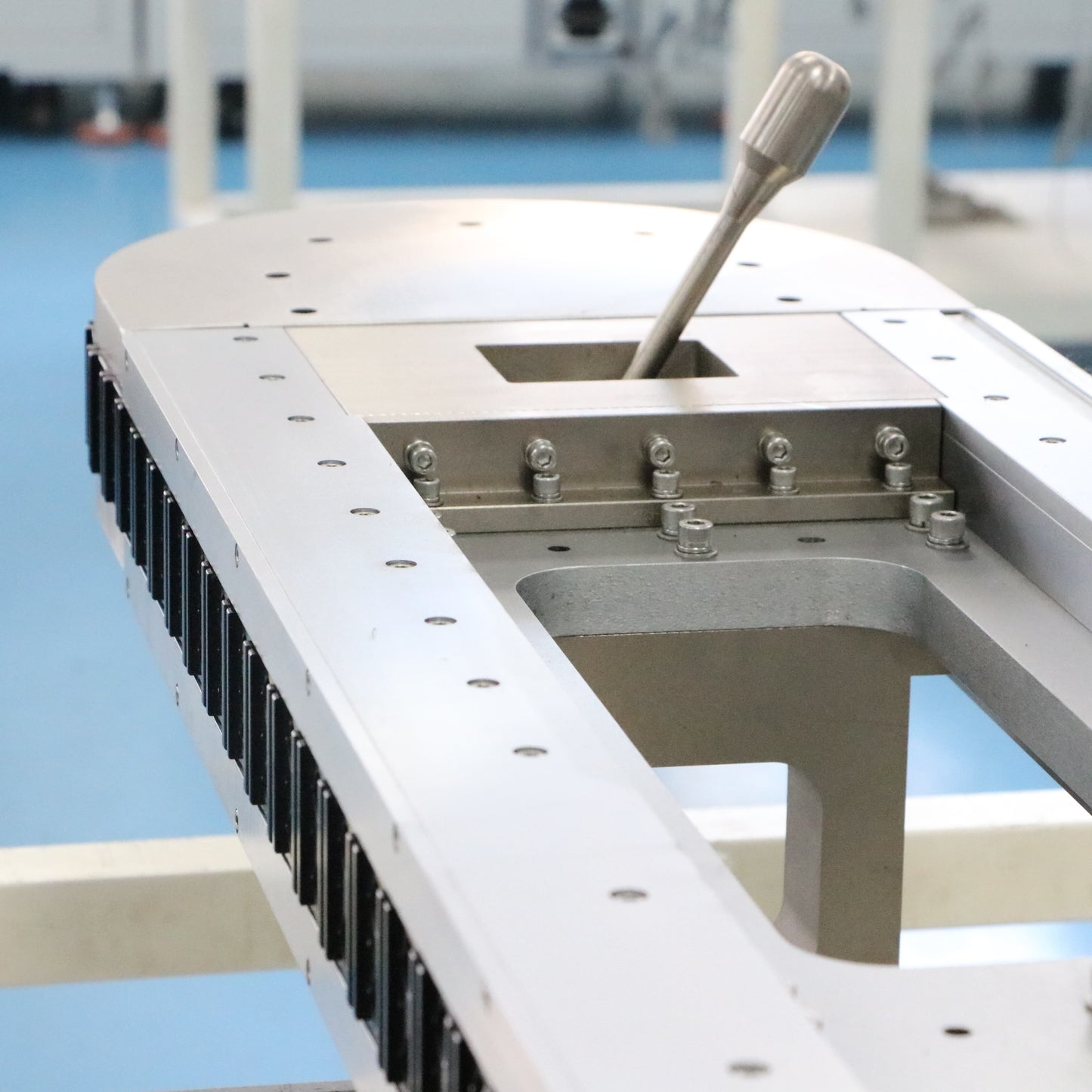 Food-grade rust-proof linear guides, circular guide conveyor lines, snack packaging accessory assembly lines.