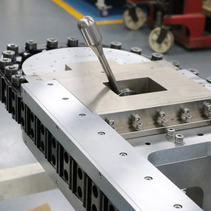Food-grade rust-proof linear guides, circular guide conveyor lines, snack packaging accessory assembly lines.