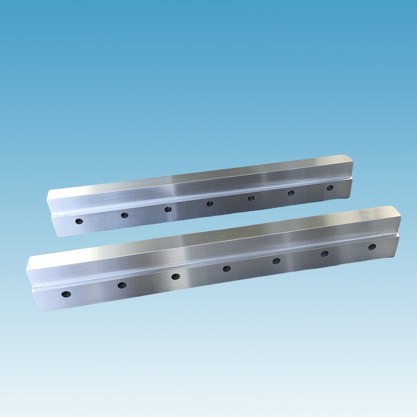 Smooth-sliding quenched steel Driven track system for battery modules automatic stacking and cyclic production lines