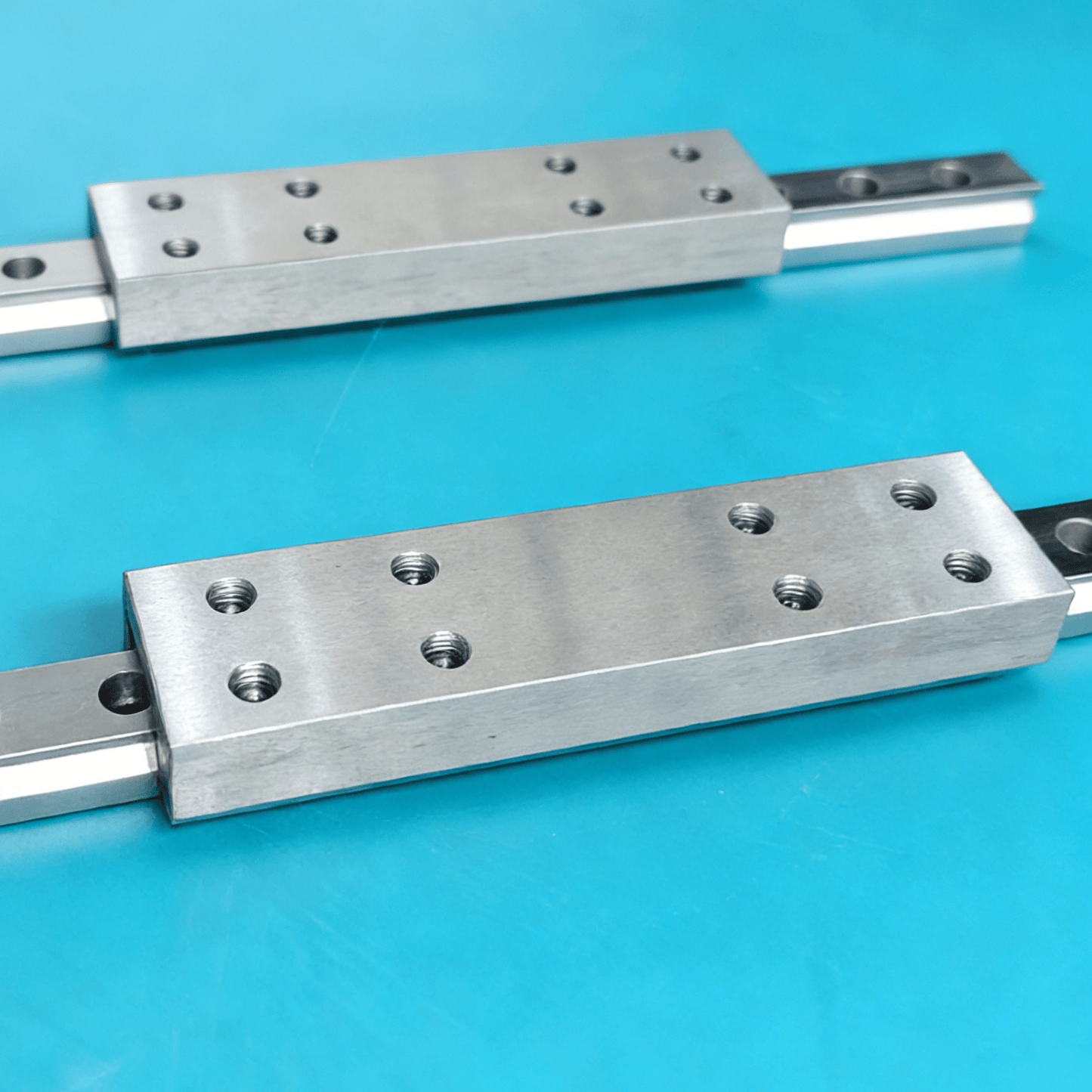 High-temperature resistant sealed linear guide rail, circular guide rail conveyor line, injection molded part cooling conveyor assembly line