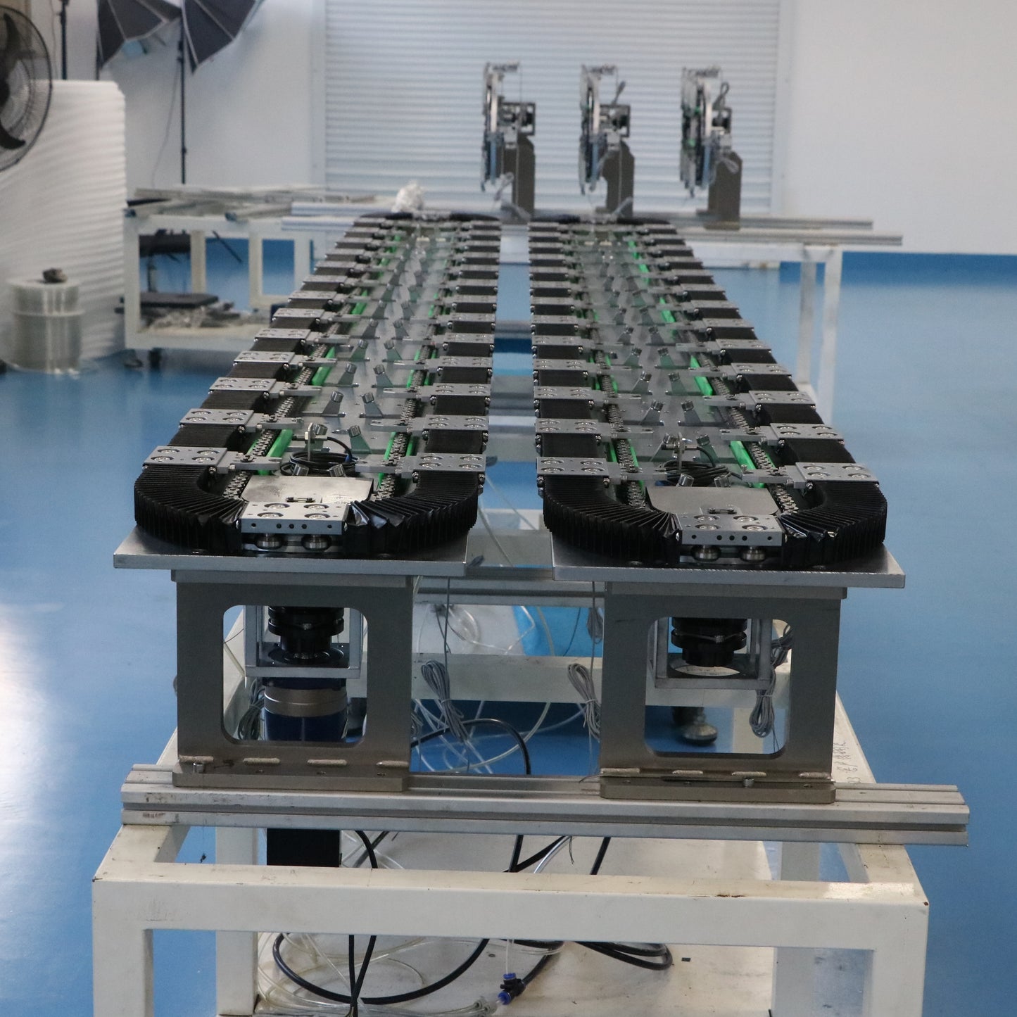 Low-noise linear guide rails, circular guide rail conveyor lines, smart home controller assembly conveyor lines
