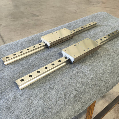 Vertical side-mounted linear guide rail, circular guide rail conveyor line, vertical tooling fixture circulating conveyor line