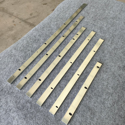 Chemical-resistant linear guides, circular guide conveyor lines, laboratory consumables assembly lines