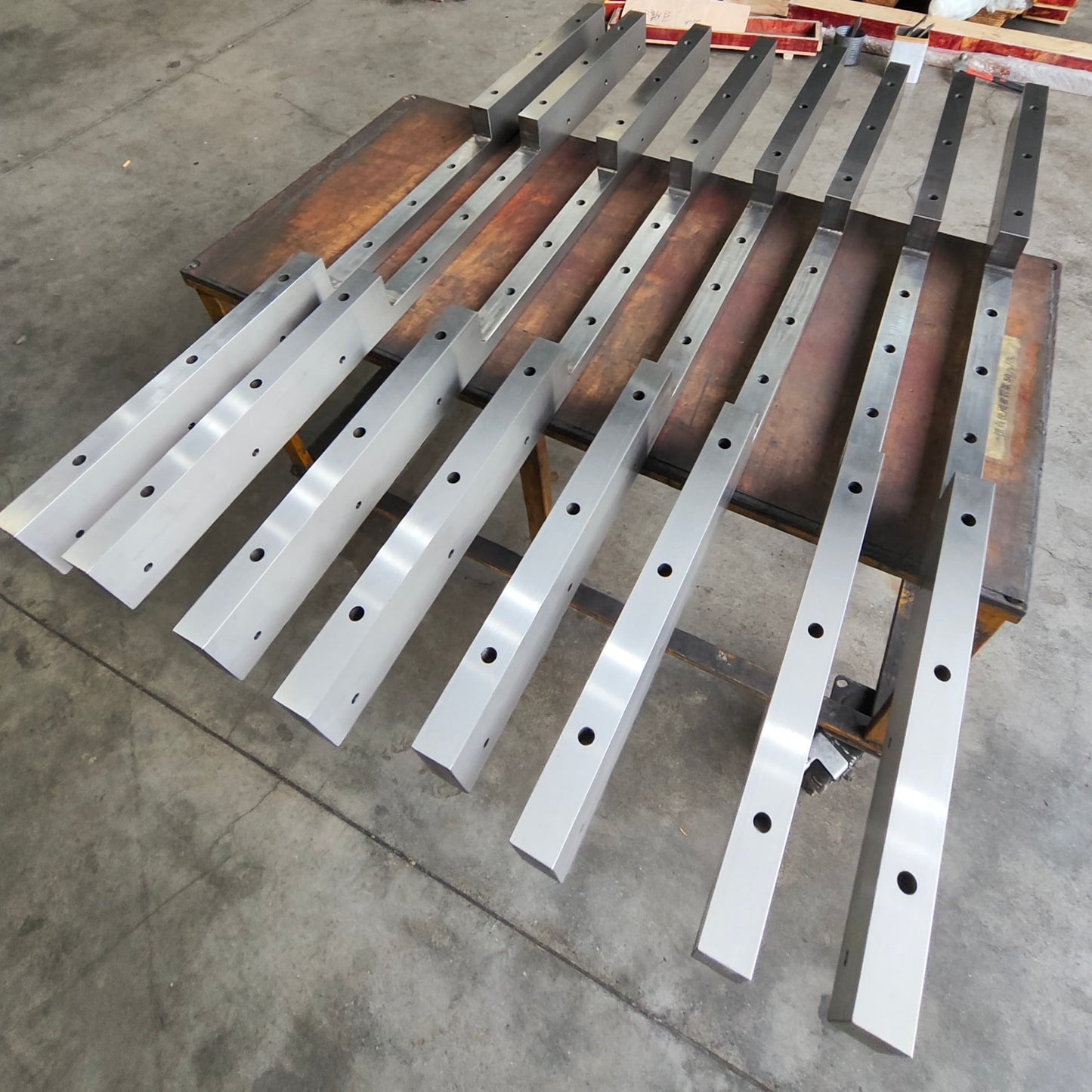Quick-release slider linear guide, circular guide conveyor line, convenient conveyor line for equipment maintenance.