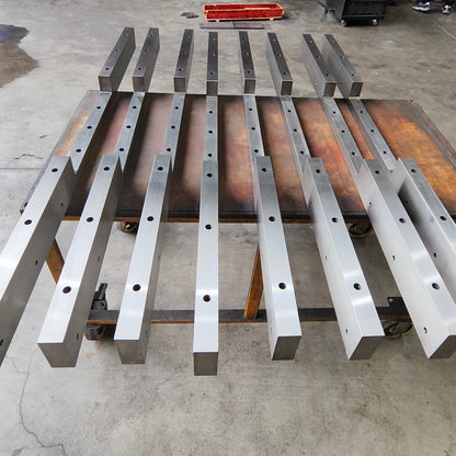 Quick-release slider linear guide, circular guide conveyor line, convenient conveyor line for equipment maintenance.