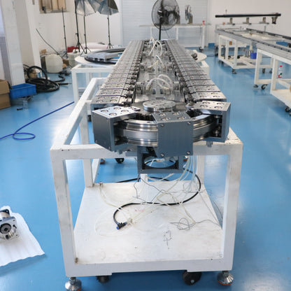 Synchronous drive linear guide, circular guide conveyor line, power bank assembly and testing production line