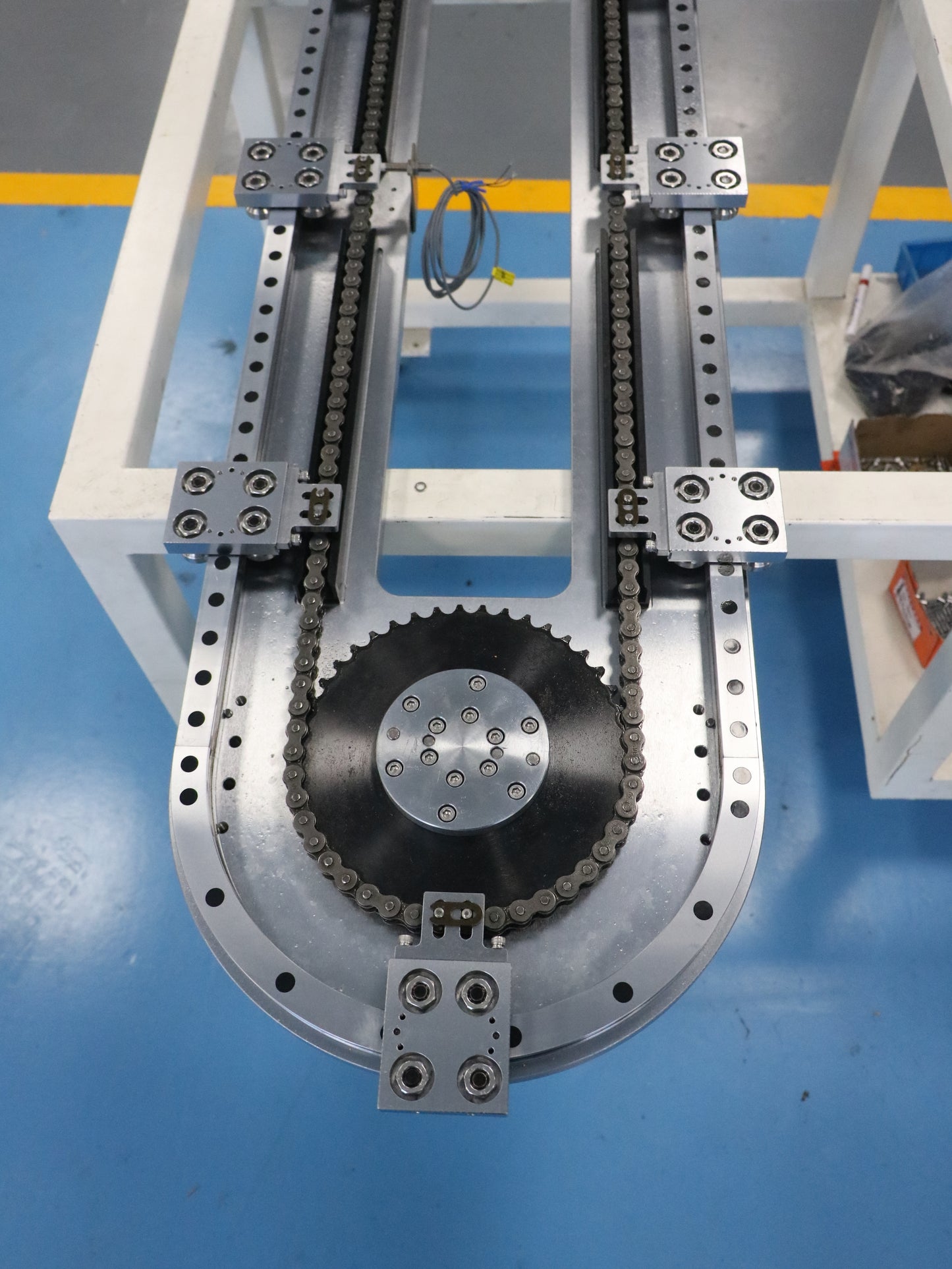 Waterproof and moisture-proof linear guide rails, circular guide rail conveyor lines, bathroom appliance accessory conveyor lines