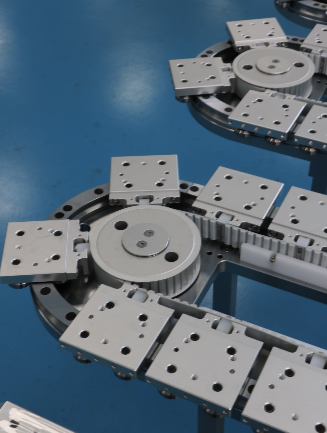 Synchronous Belt Circular Guideway Conveyor Systems | High Precision Automated Circular Line Solutions