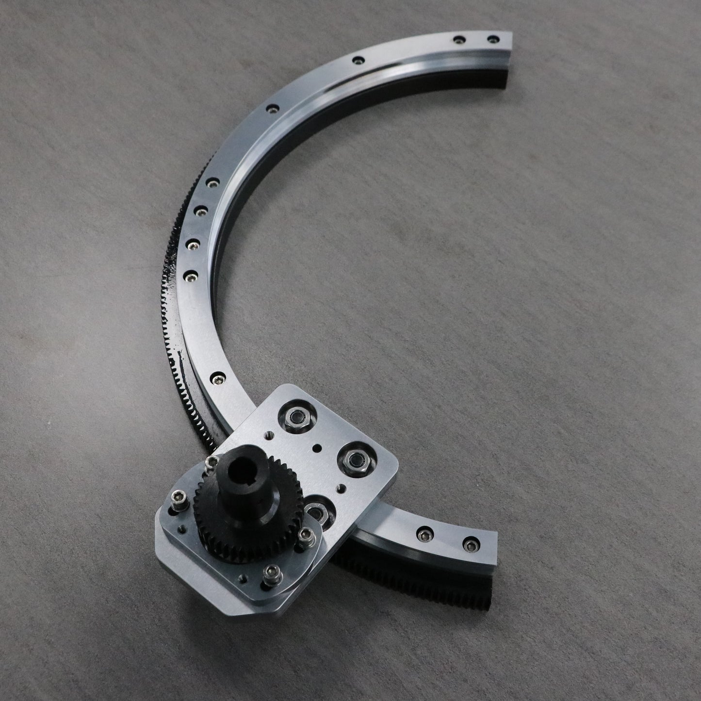 Cleanroom-grade circular arc guide rails, ring guide rail conveyor lines, and specialized equipment for medical devices.