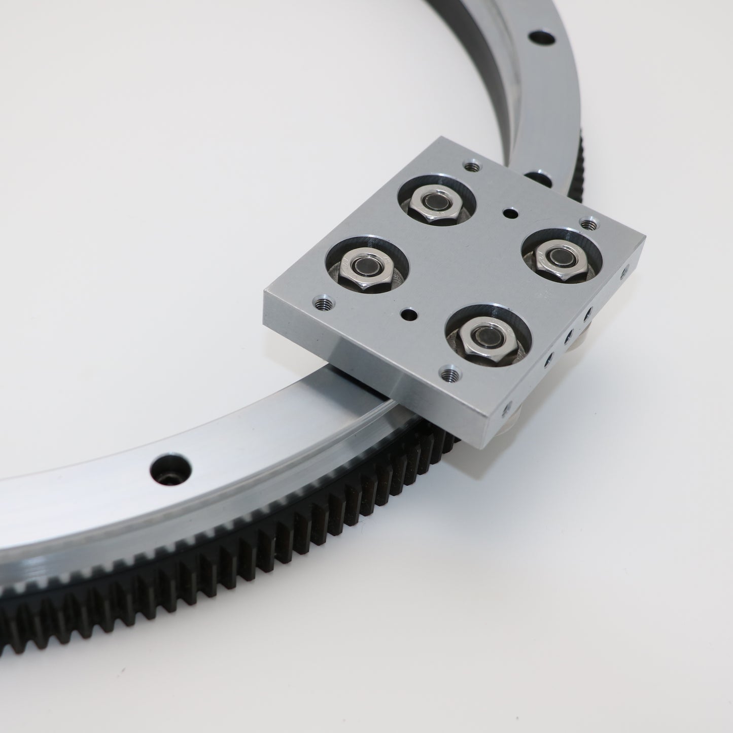 Rubber-coated silent linear guides, circular guide conveyor lines, smart home assembly lines