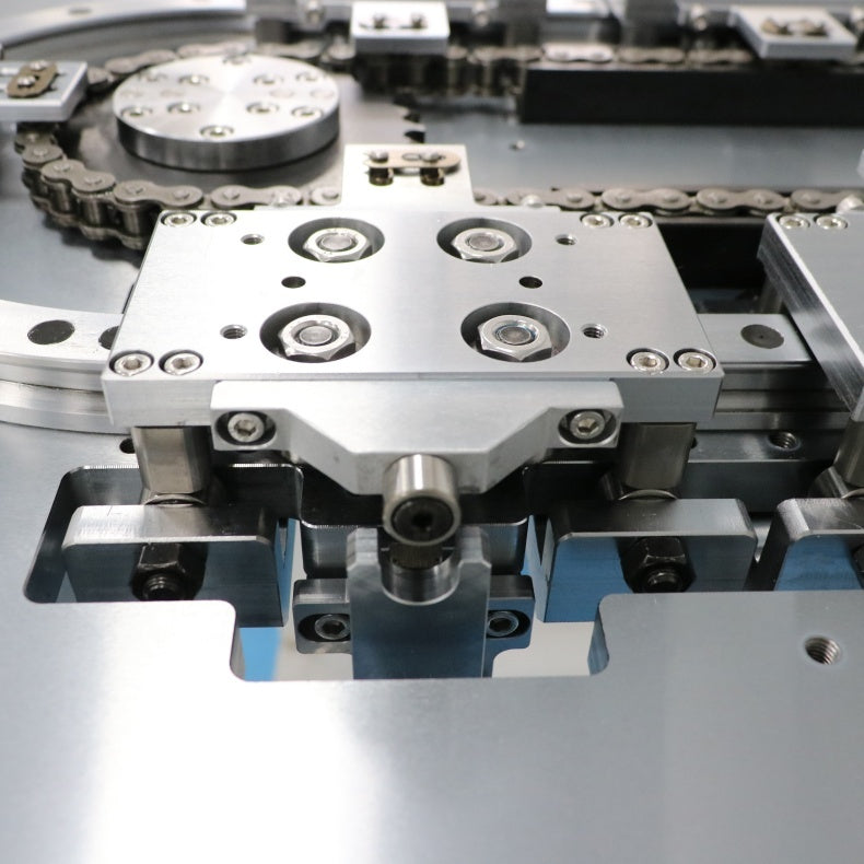 Vacuum environment compatible linear guide rails, circular guide rail conveyor lines, laboratory equipment assembly lines