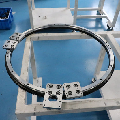 Lateral load-bearing linear guide rails, circular guide rail conveyor lines, and chassis sheet metal assembly production lines.
