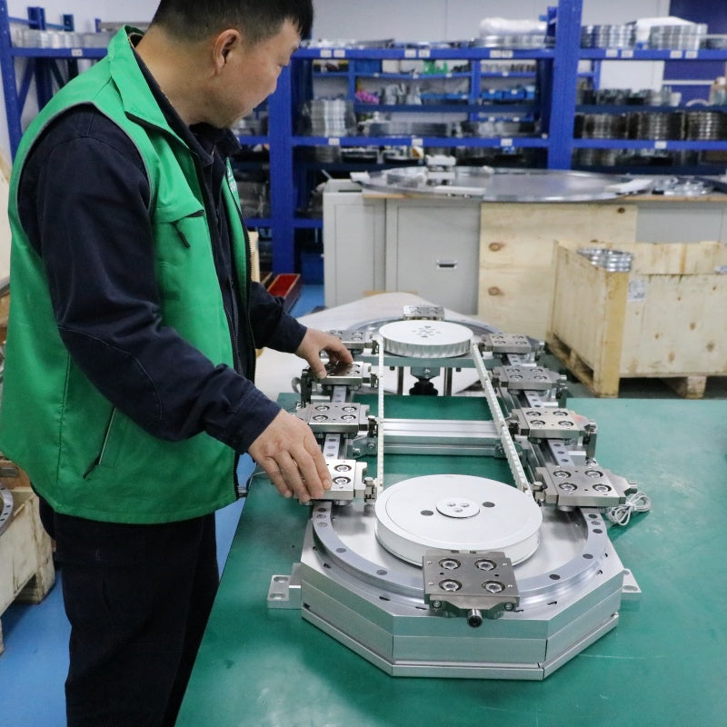 Thermostatic linear guide rail, circular guide rail conveyor line, temperature control instrument parts distribution line