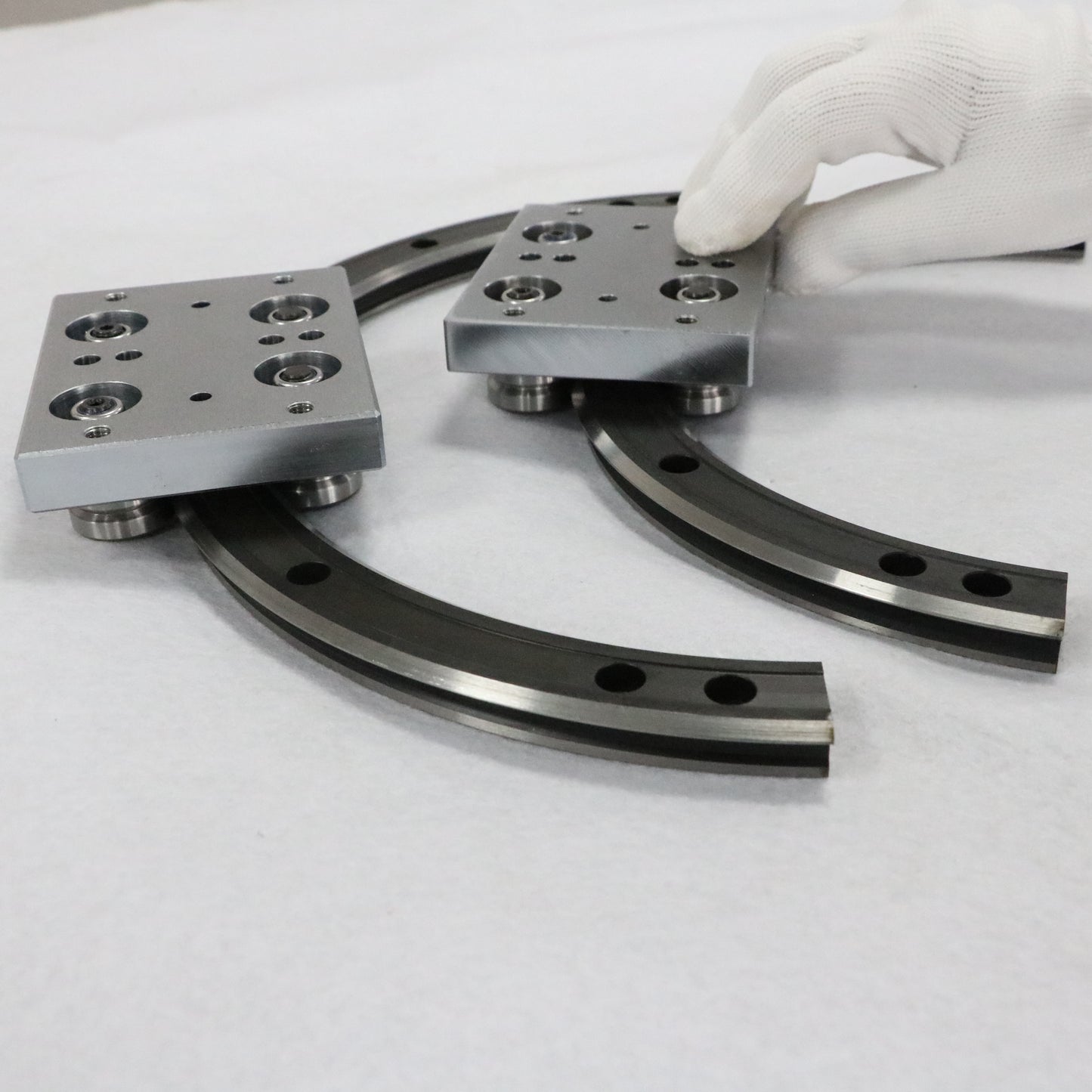 Fully compatible linear guide rails, circular guide rail conveyor lines, and multi-category workpiece inspection production lines.