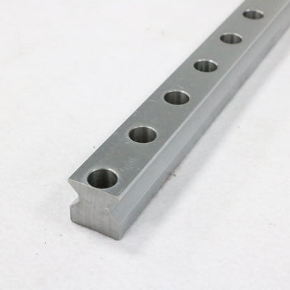 Thickened linear guide rails, circular guide rail conveyor lines, heavy-duty hardware product assembly conveyor lines