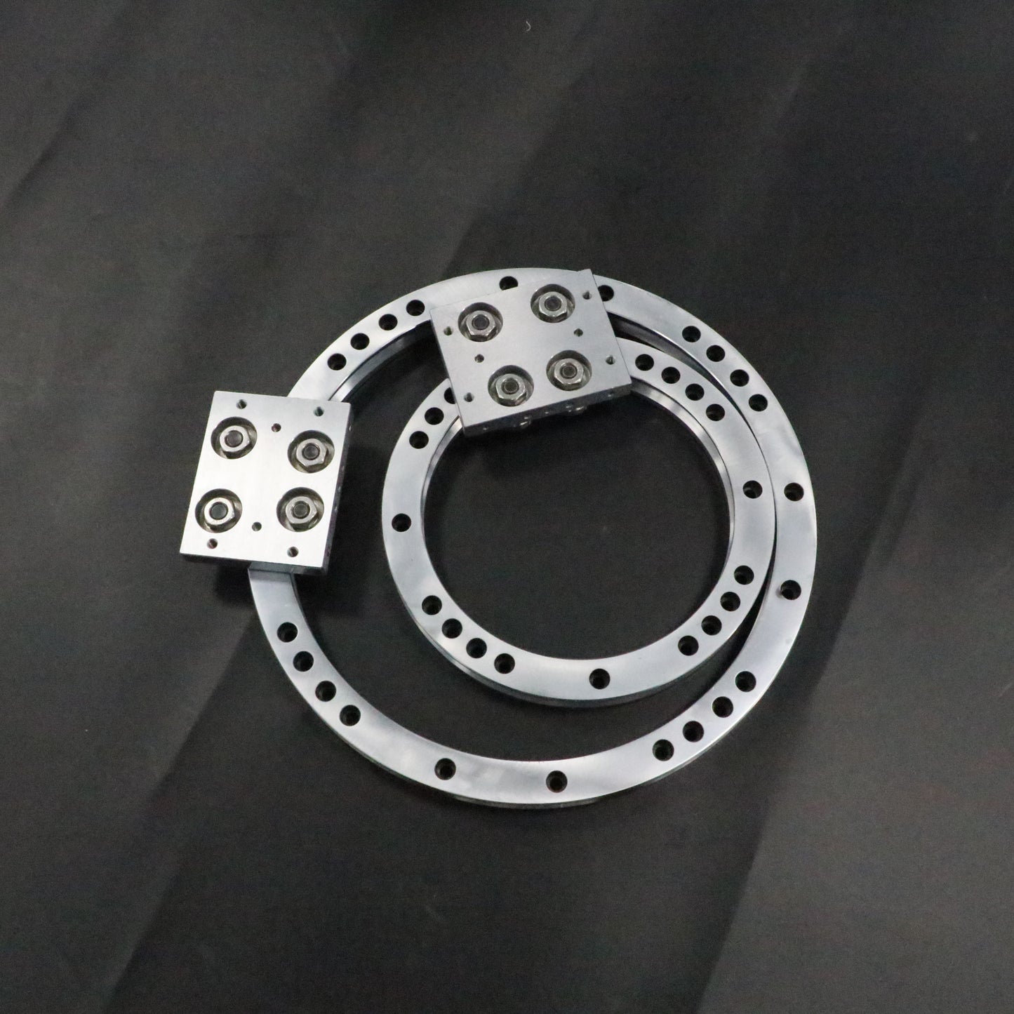 Double-row parallel linear guide rails, circular guide rail conveyor line, wire harness terminal assembly line