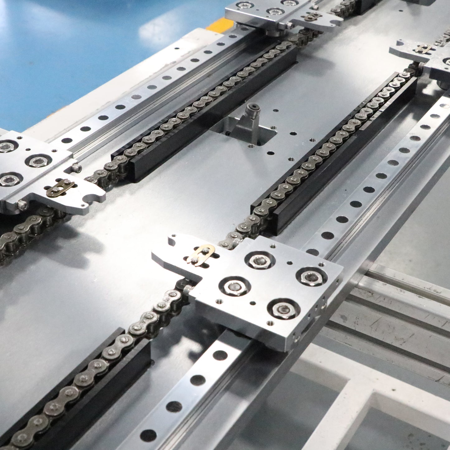 High-precision positioning linear guide rail, circular guide rail conveyor line, watch movement assembly production line