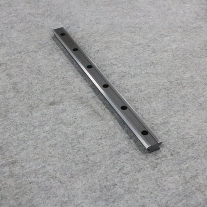 Anti-deviation guide linear guide, circular guide rail conveyor line, conveyor belt accessory assembly production equipment