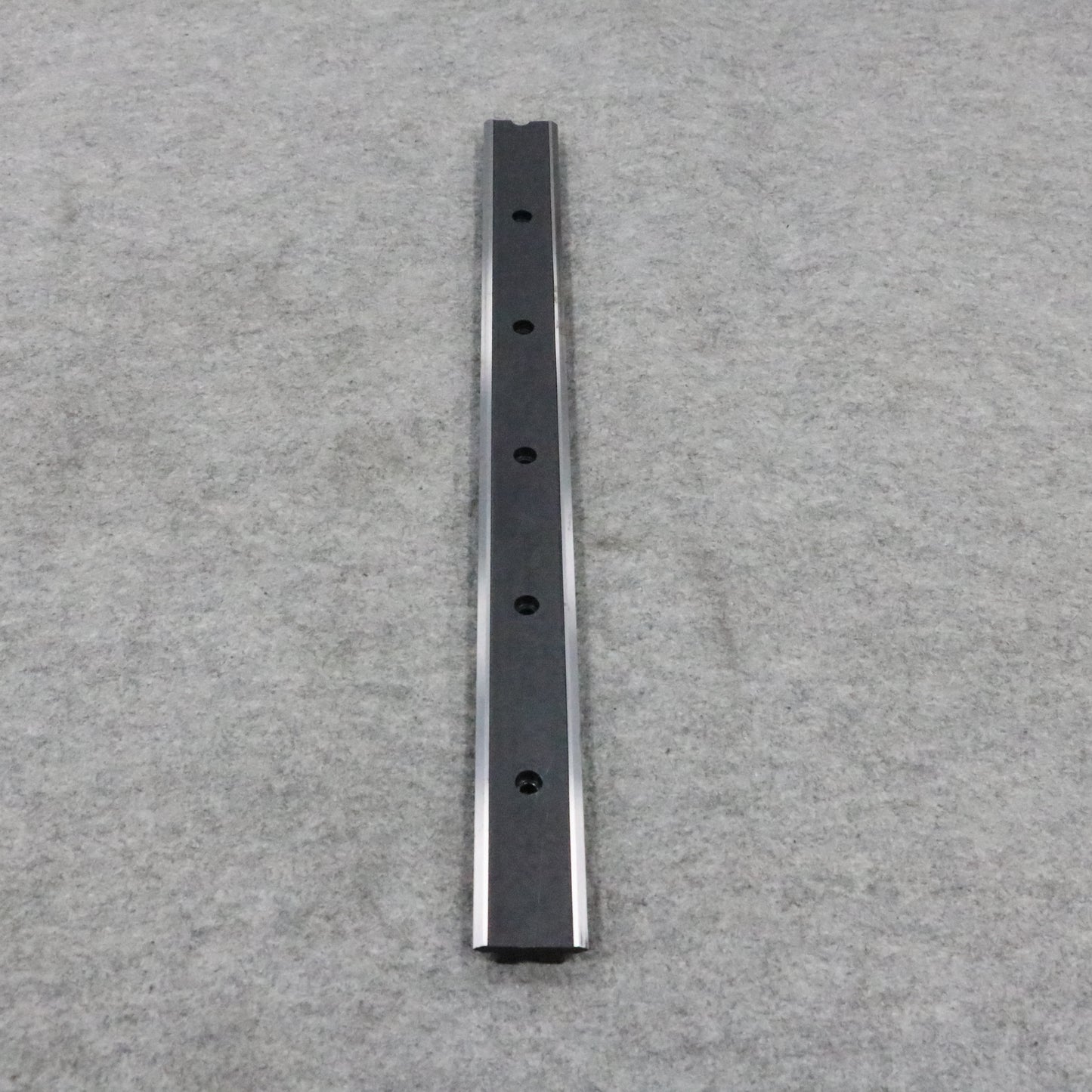 Long-lasting and stable linear guide rail, circular guide rail conveyor line, water purifier internal parts transfer line
