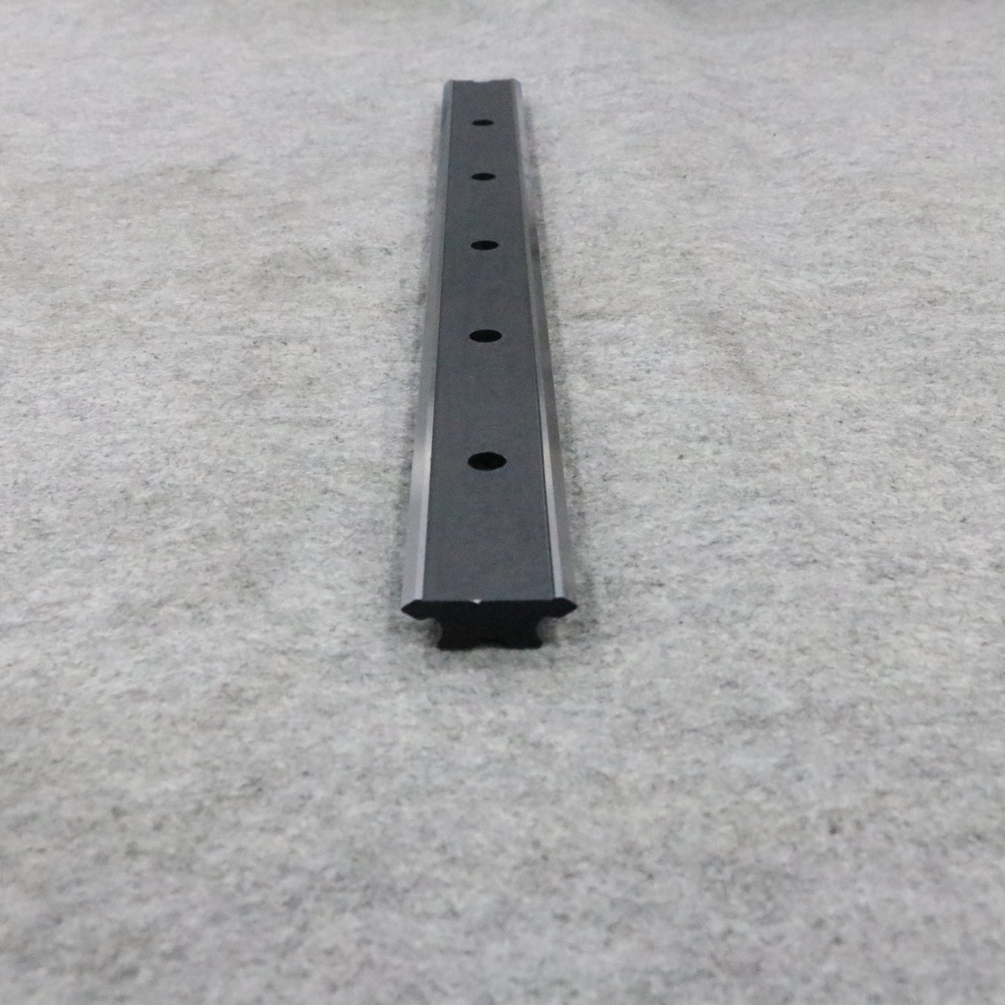 Long-lasting and stable linear guide rail, circular guide rail conveyor line, water purifier internal parts transfer line