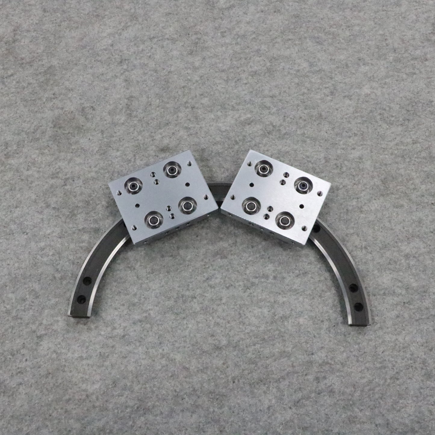 Low-temperature antifreeze linear guide rails, circular guide rail conveyor lines, cold storage equipment parts assembly lines