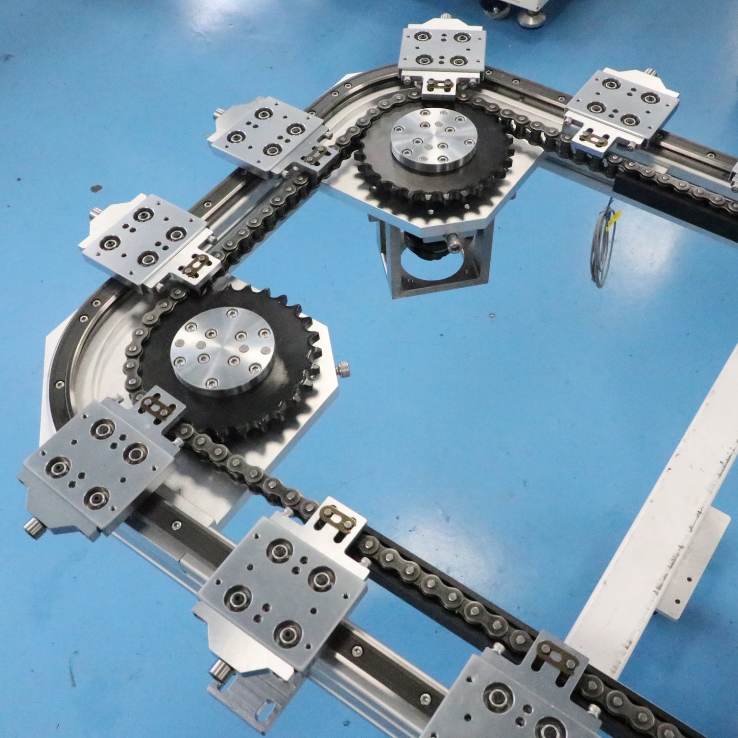 High-rigidity and stable linear guide rails, circular guide rail conveyor lines, energy storage module assembly lines