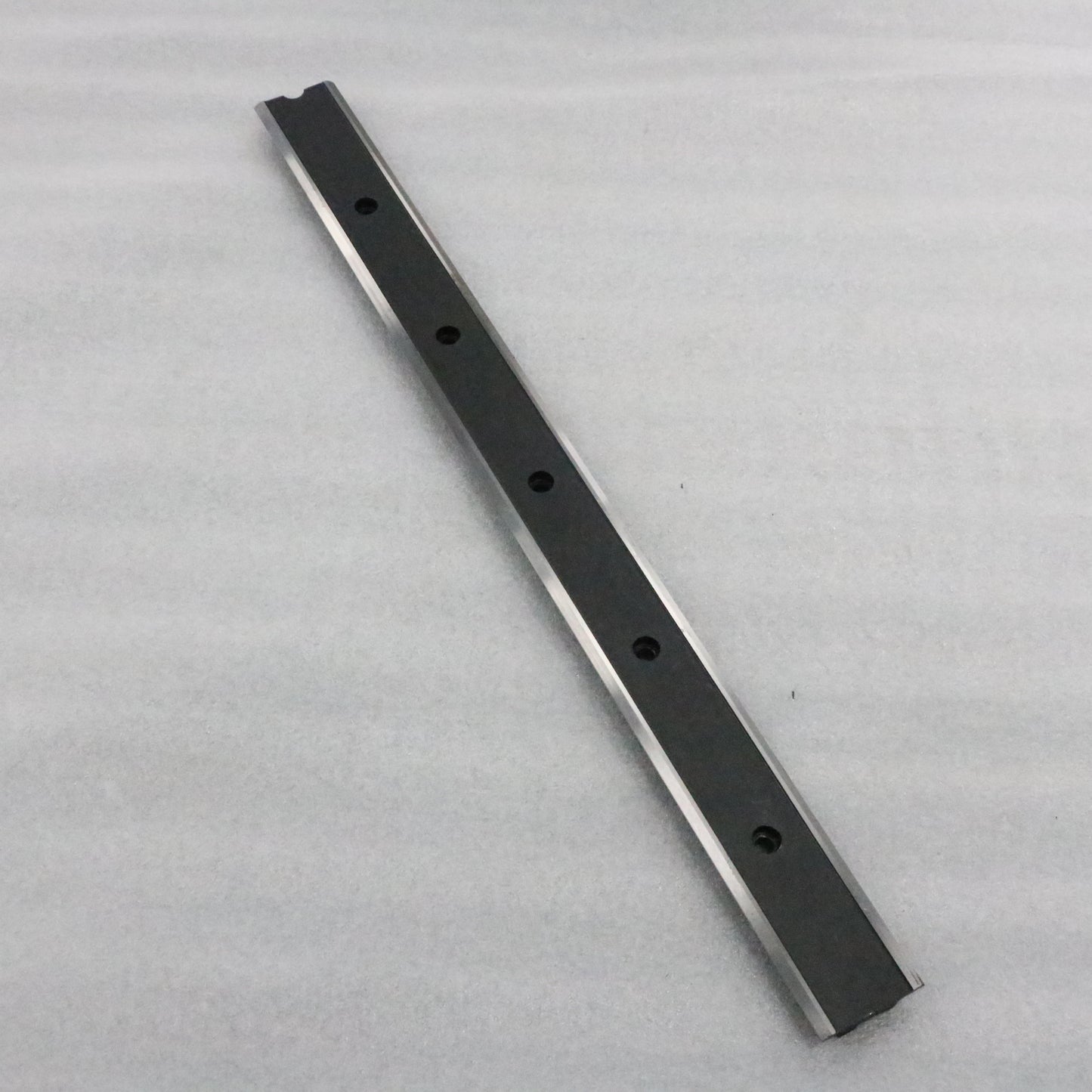 Polished smooth linear guide rails, circular guide rail conveyor lines, and beauty device accessory assembly lines.
