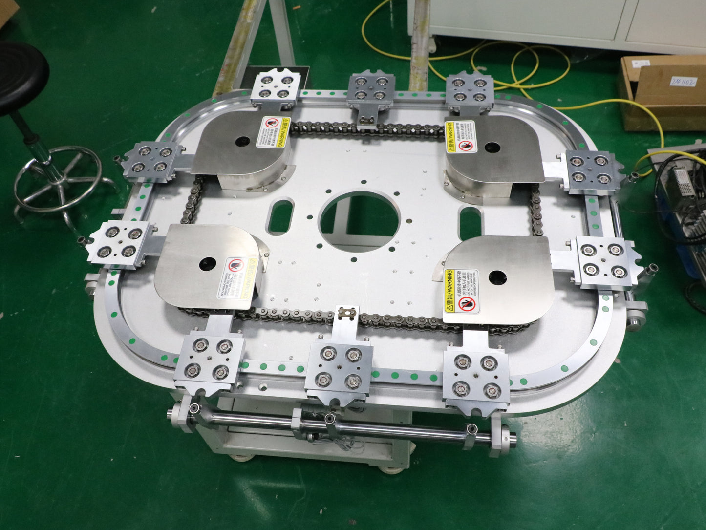 Low-wear, long-life linear guides, circular guide conveyor lines, motor component assembly lines