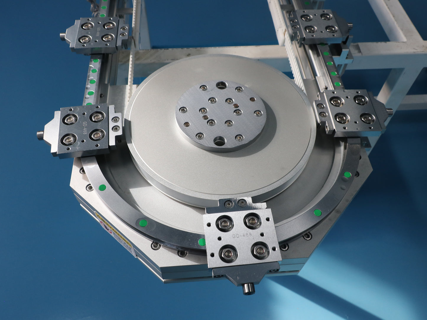 Quick-release maintenance linear guides, circular guide conveyor lines, lighting accessory processing and assembly lines