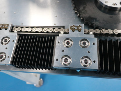 Stacked linear guide rails, circular guide rail conveyor lines, and packaging material recycling conveyor lines.