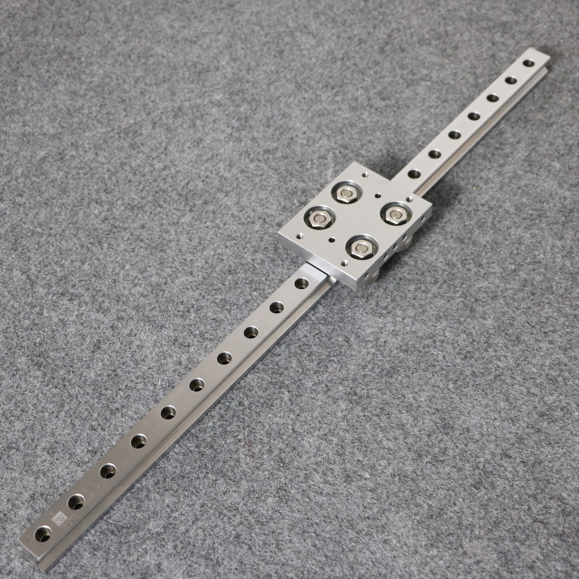 Linear guide slider, linear slide rail