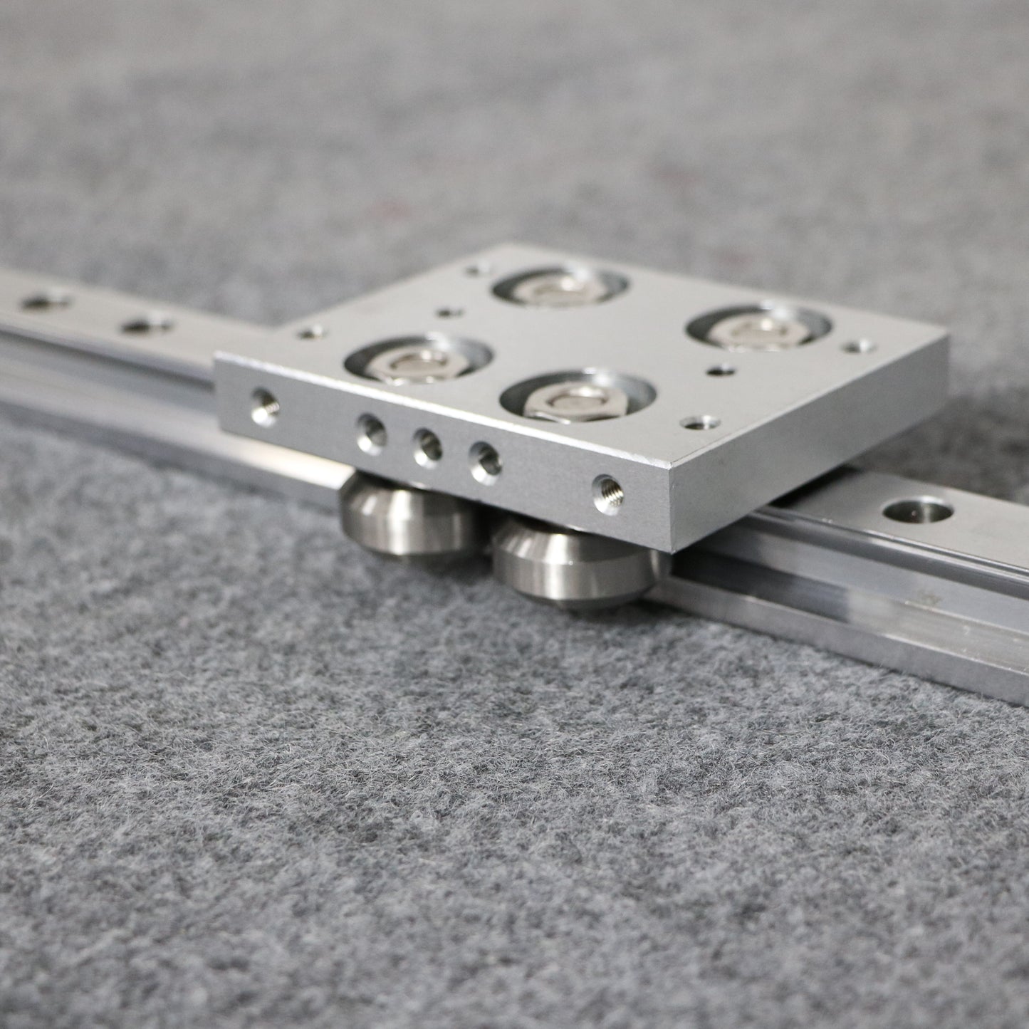 Linear guide slider, linear slide rail